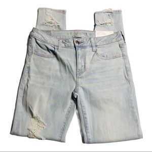 NWT American Eagle Light Distressed Jegging 1192
